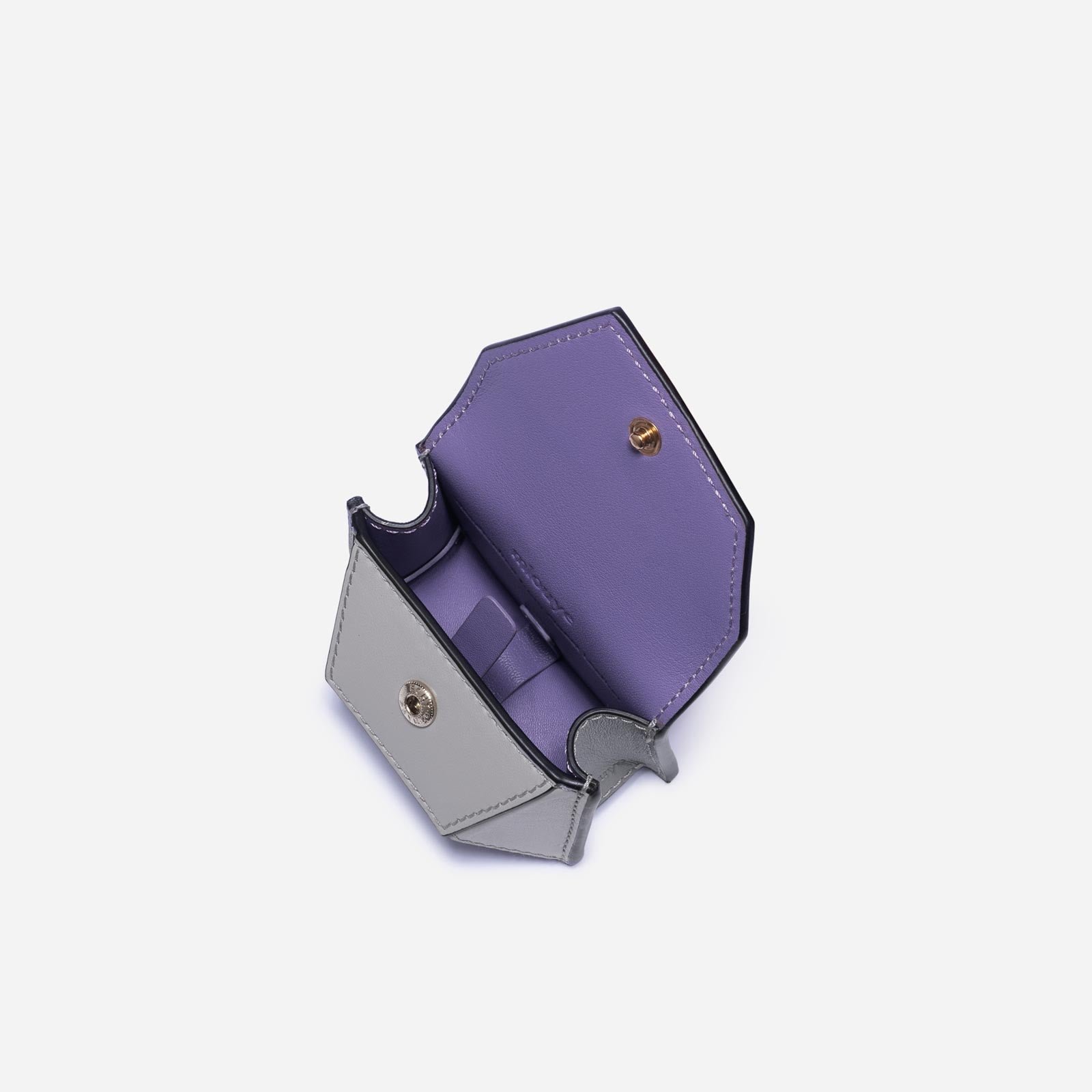 Naomi AirPods Case - Image 4